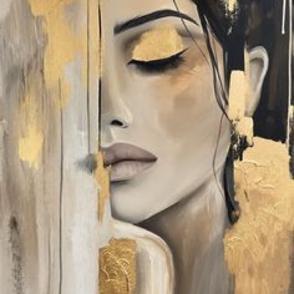 Meet your Posher, Sandy - Picture 1 of 1